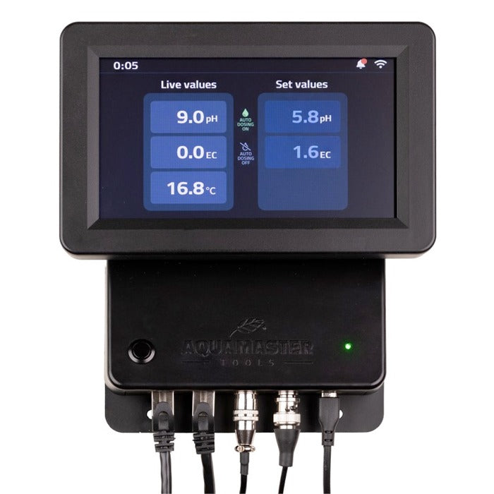 AquaMaster C800 controller showing live and set pH, EC, and temperature values on a digital display.