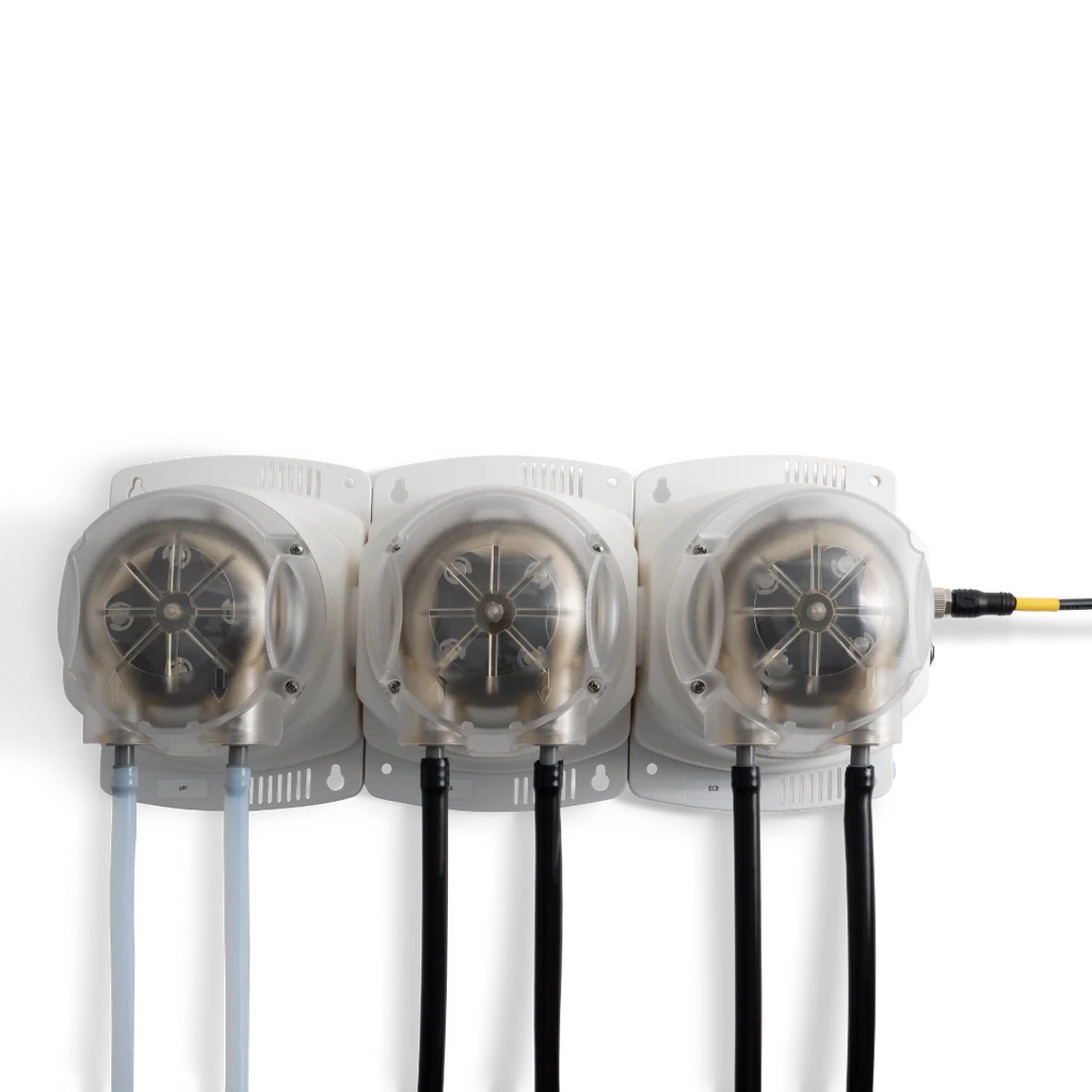 Bluelab PeriPod L3 dosing pump system with three peristaltic pumps and tubing.