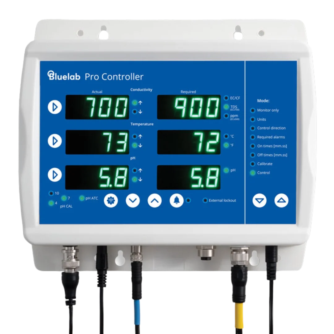 Bluelab Pro Controller with large green digital displays for conductivity, temperature, and pH.