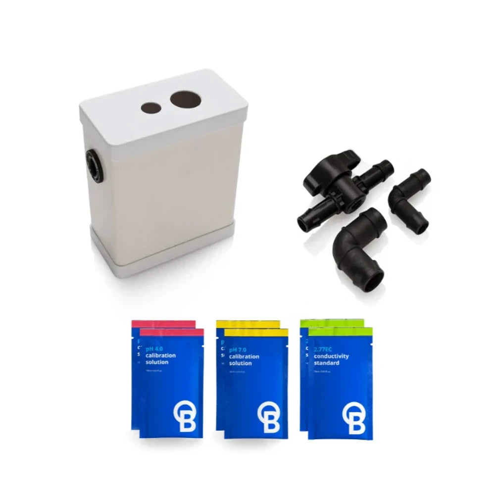 Bluelab Sample Pot Kit with pH 4.0, pH 7.0 calibration solutions, and conductivity standard.