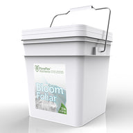 White 25 lb FloraFlex Bloom Foliar fertilizer spray bucket with handle and label.