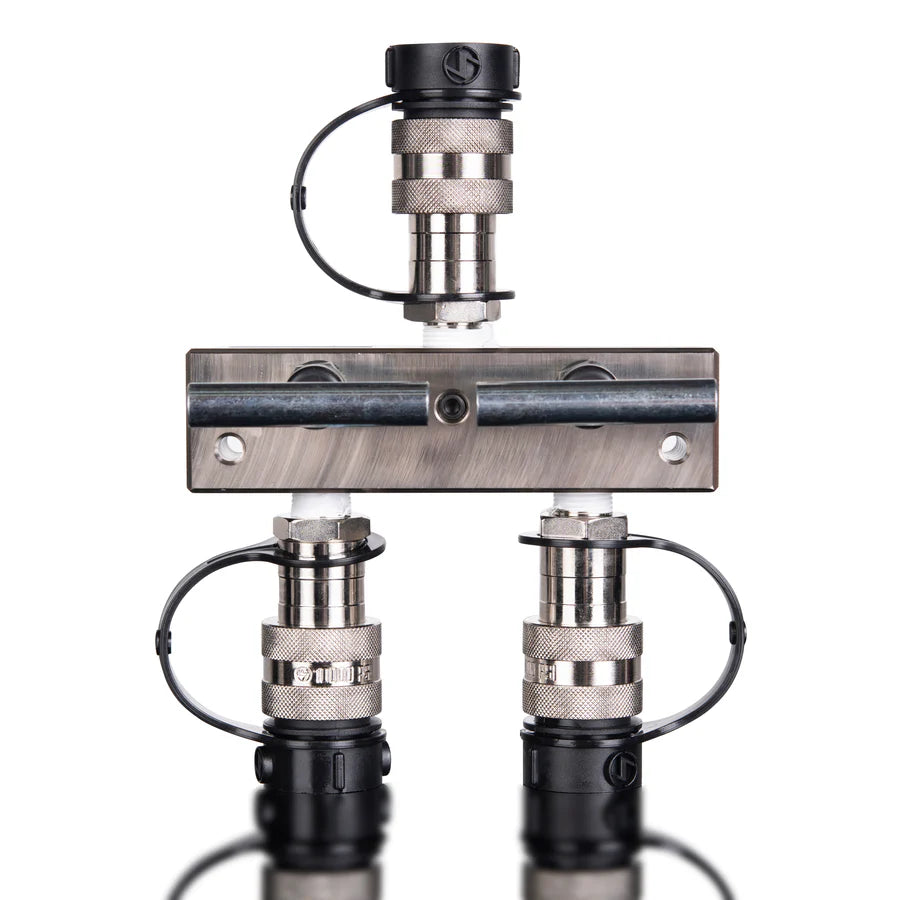 Medusa manifold with 4-press setup, featuring brass splitter and quick-connect fittings.