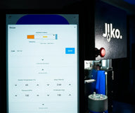Jiko Plus touchscreen displays recipe settings for blueberry oatmeal, 150mg Oreoz.