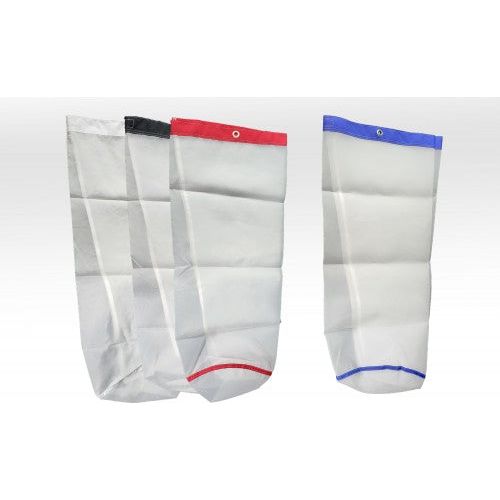 White mesh laundry bags with colored rims (black, red, blue) are shown.