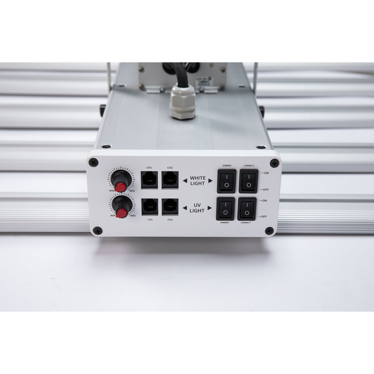 Electrivo Electrivo 760W UV XBar Pro Full-spectrum LED Grow Light Ports